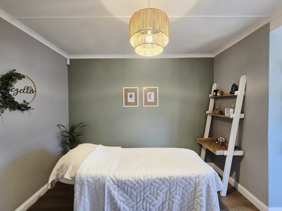 4 Bedroom Property for Sale in Bergsig Western Cape